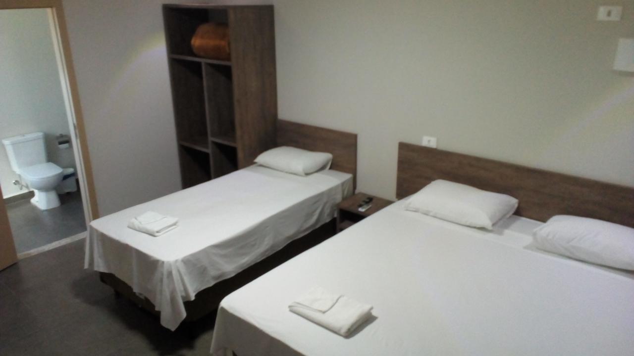 Hotel Iguassu Inn Фос-ду-Игуасу Экстерьер фото